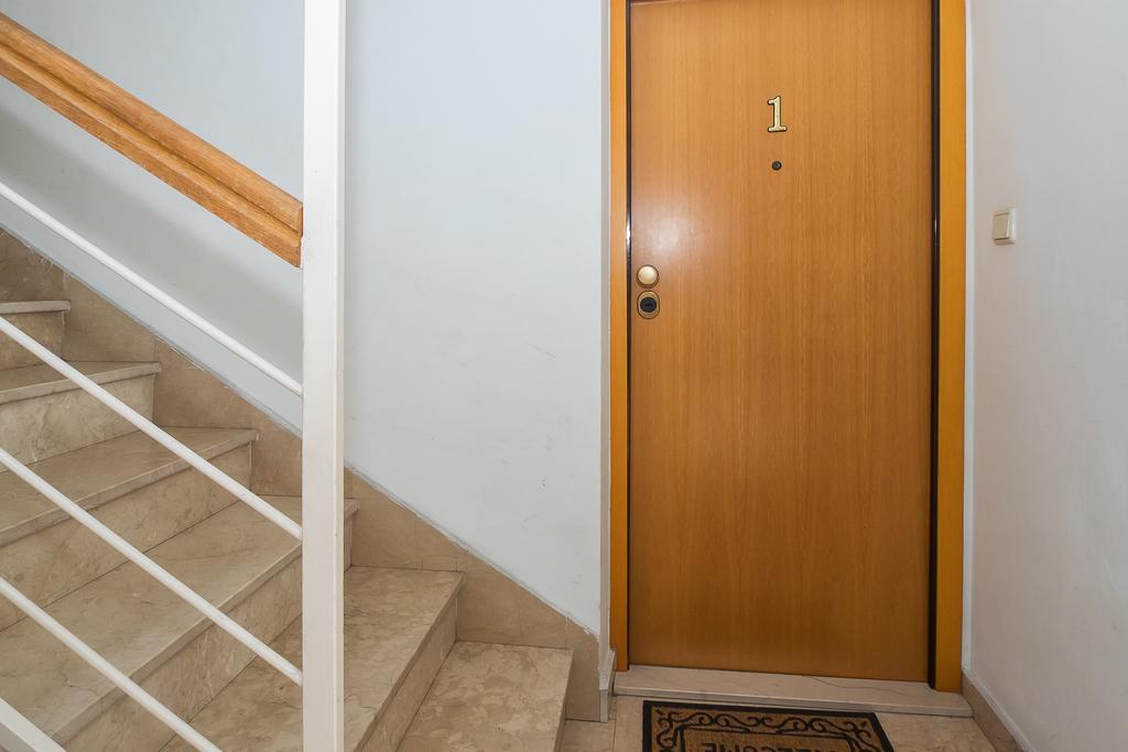 Guesthouse Teta Palmina Split Exterior photo